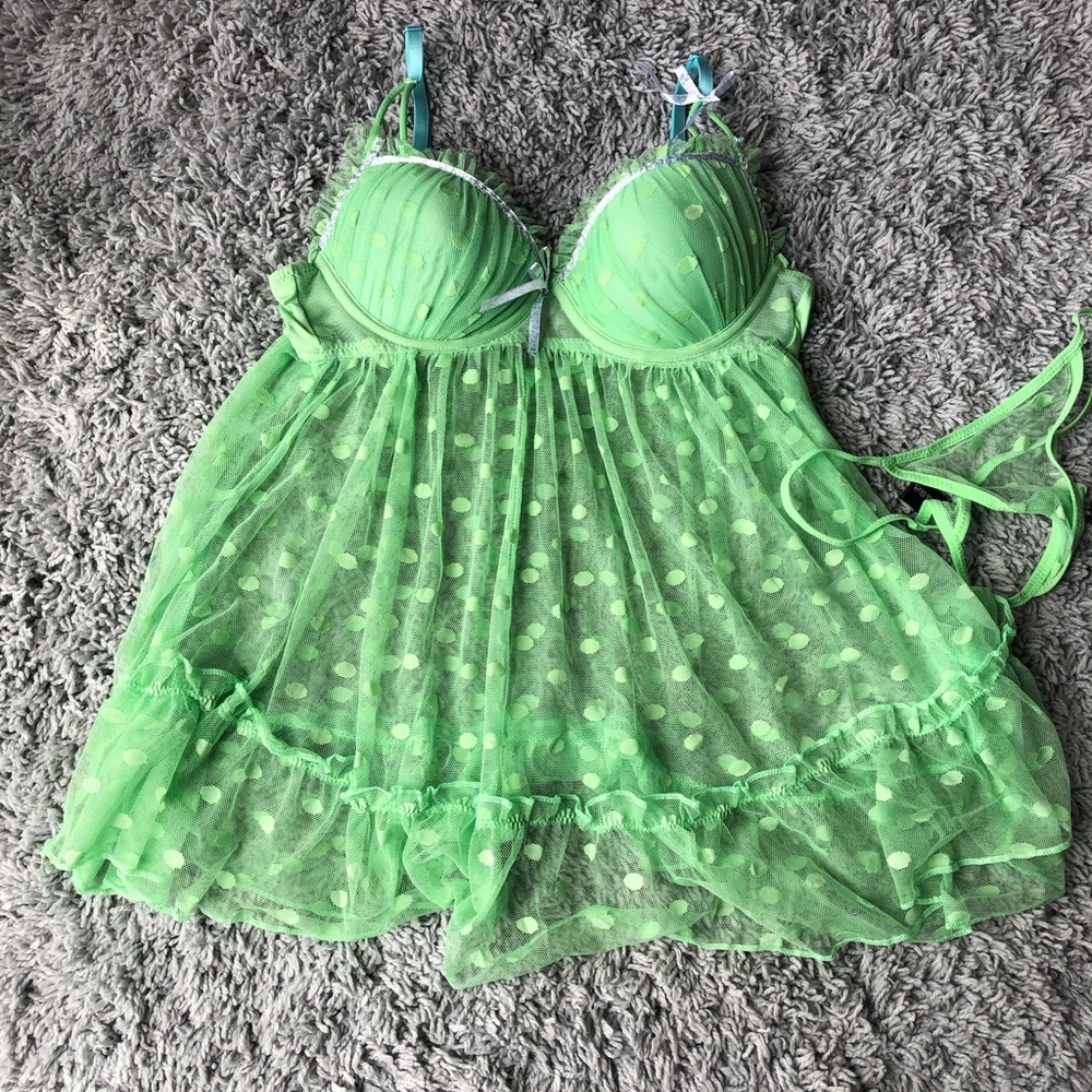 NEW 2pc lingerie set